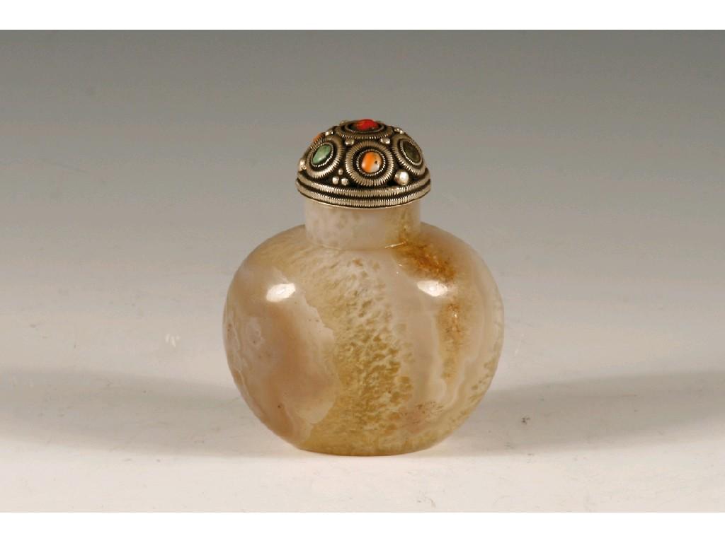 Appraisal: A CHINESE SPECKLED AND BANDED AGATE SNUFF BOTTLE with multiple-cabochon