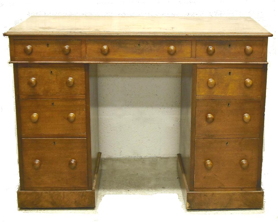 Appraisal: Victorian oak twin pedestal desk the rectangular moulded top over