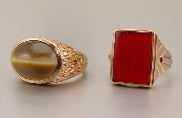 Appraisal: MENS RINGS CARNELIAN AND TIGER EYE K yellow gold ring