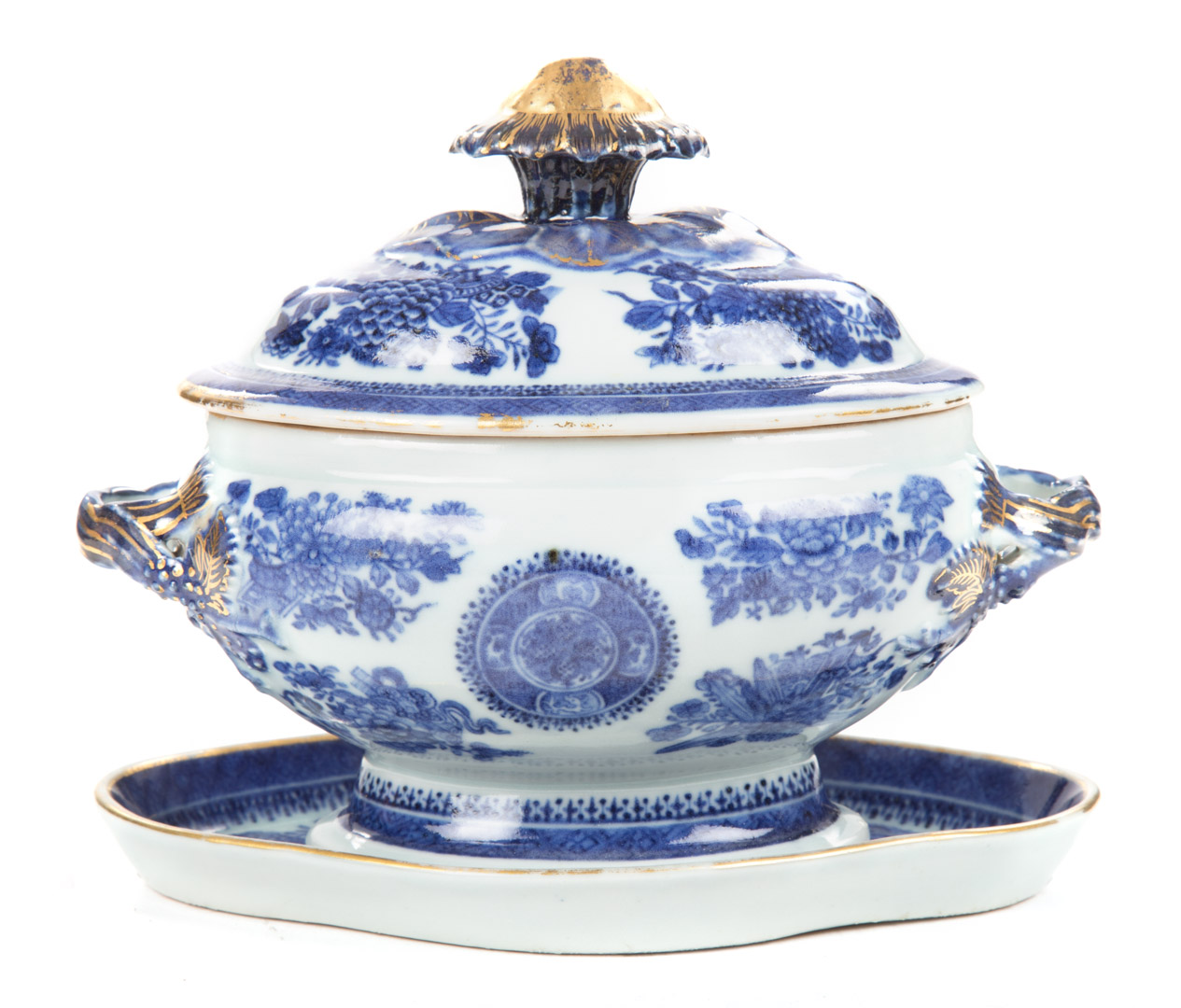 Appraisal: Chinese Export Blue Fitzhugh table ware circa bulbous-form sauce tureen