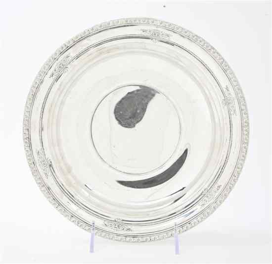 Appraisal: An American Sterling Silver Bowl Wallace having a chased repeating