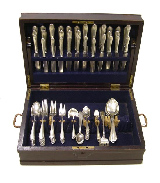 Appraisal: SILVER Towle Lady Diana pattern flatware service in hinged lid