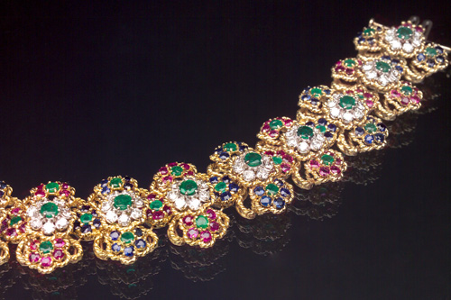 Appraisal: 's IMPORTANT DIAMOND AND GEMSTONE LINK BRACELET In k gold