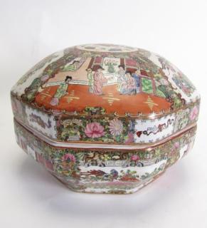 Appraisal: Description Large Famille Rose Lidded Center Bowl octagonal form bowl