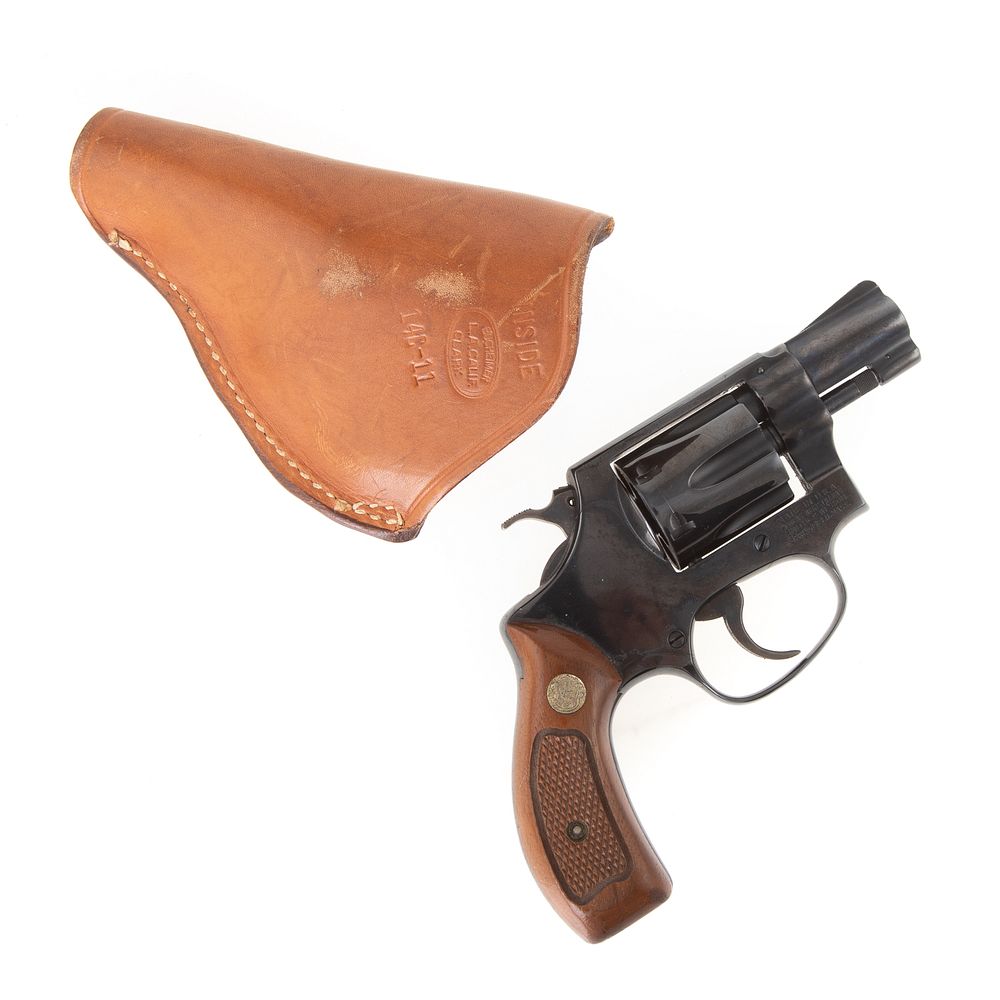 Appraisal: Smith Wesson Revolver cal with carry holster barrel serial number