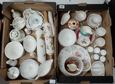 Appraisal: A mixed collection of items including Wedgwood Wild Strawberry rolling