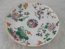 Appraisal: A Chinese ceramic plate with flora in overglaze enamels pictogram