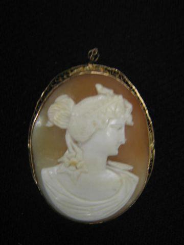 Appraisal: Antique Cameo Brooch carved shell portrait of maiden in k