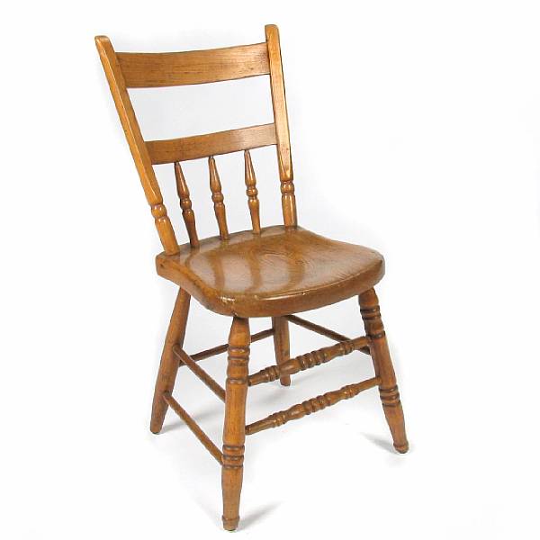 Appraisal: A set of four American oak side chairs th century