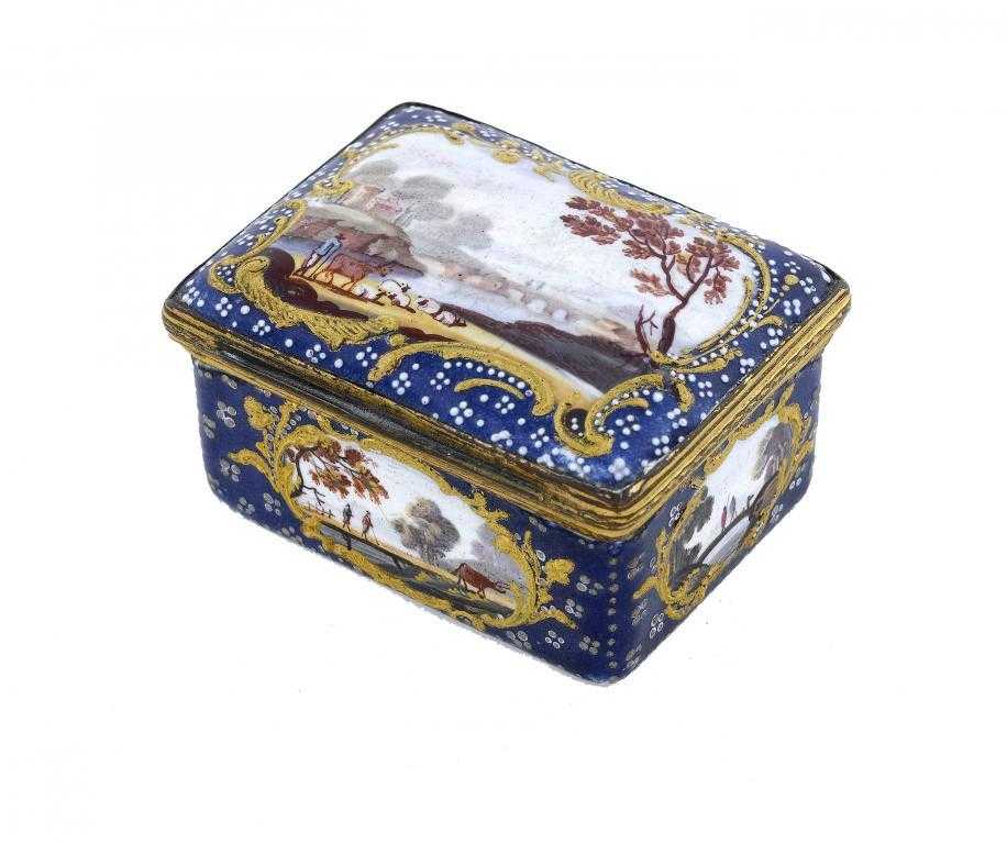 Appraisal: A GEORGE III SOUTH STAFFORDSHIRE ENAMEL SNUFF BOX the slightly