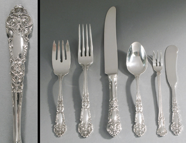 Appraisal: REED BARTON STERLING FLATWARE SET STORAGE CASE pieces The flatware