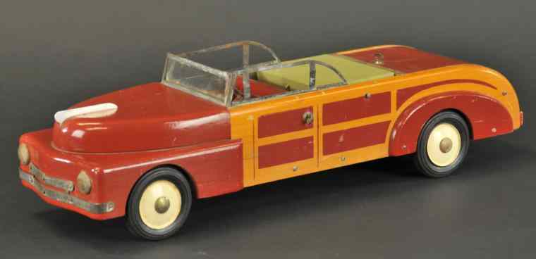 Appraisal: BUDDY 'L' TOWN COUNTRY CAR c 's wooden car done