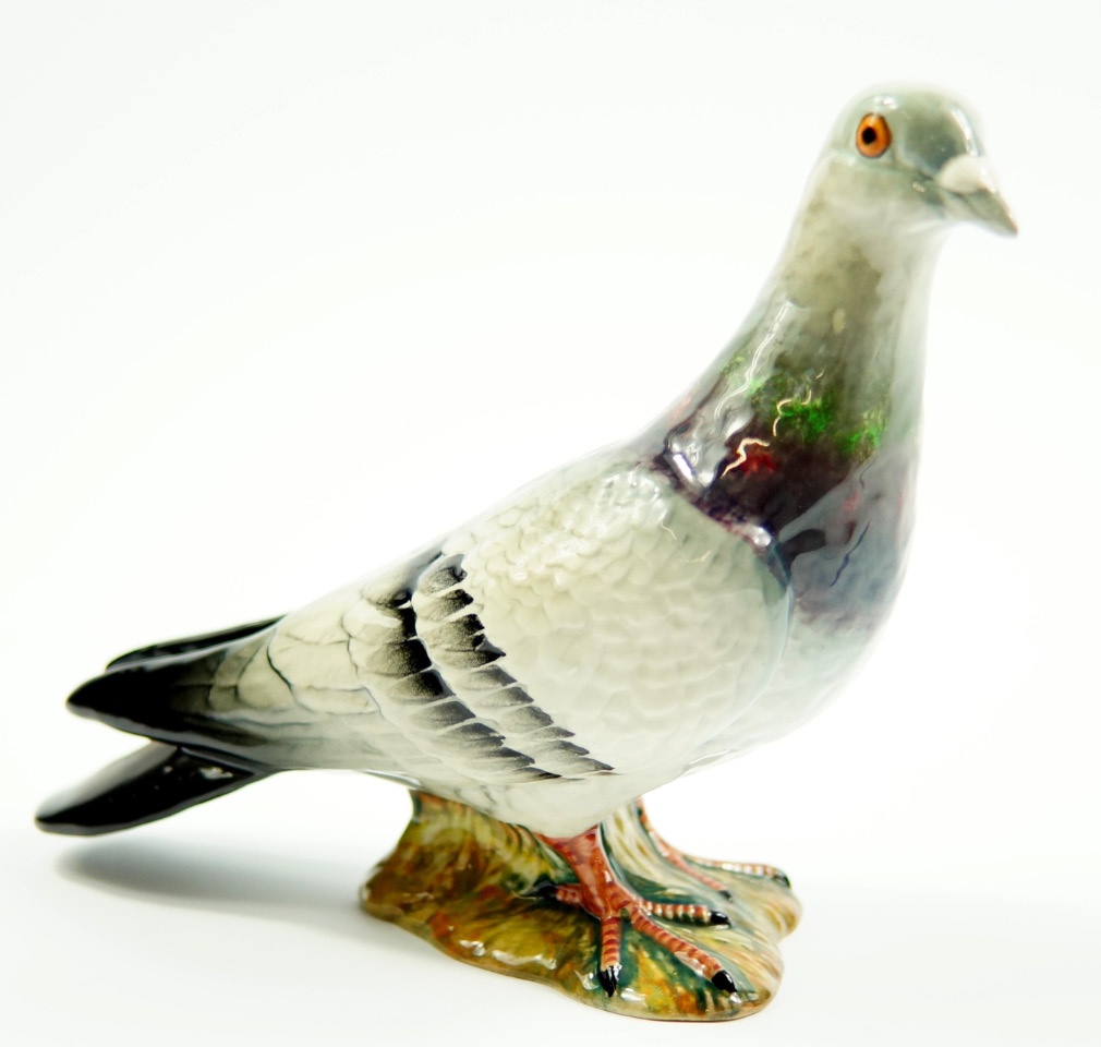 Appraisal: A Beswick figure of a Pigeon No printed and impressed