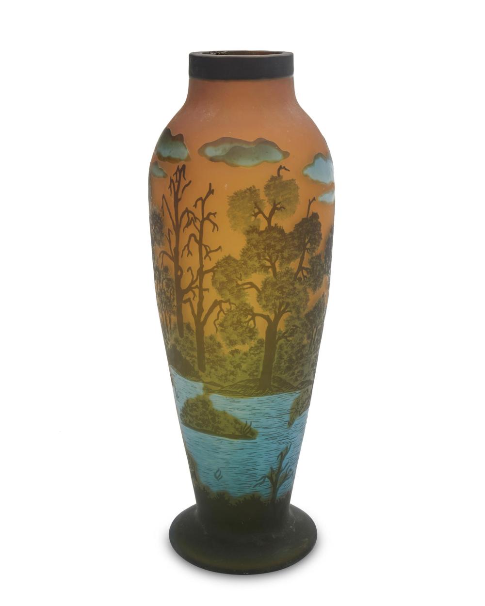 Appraisal: A GALLE-STYLE CAMEO GLASS VASEA Galle-style cameo glass vase Late