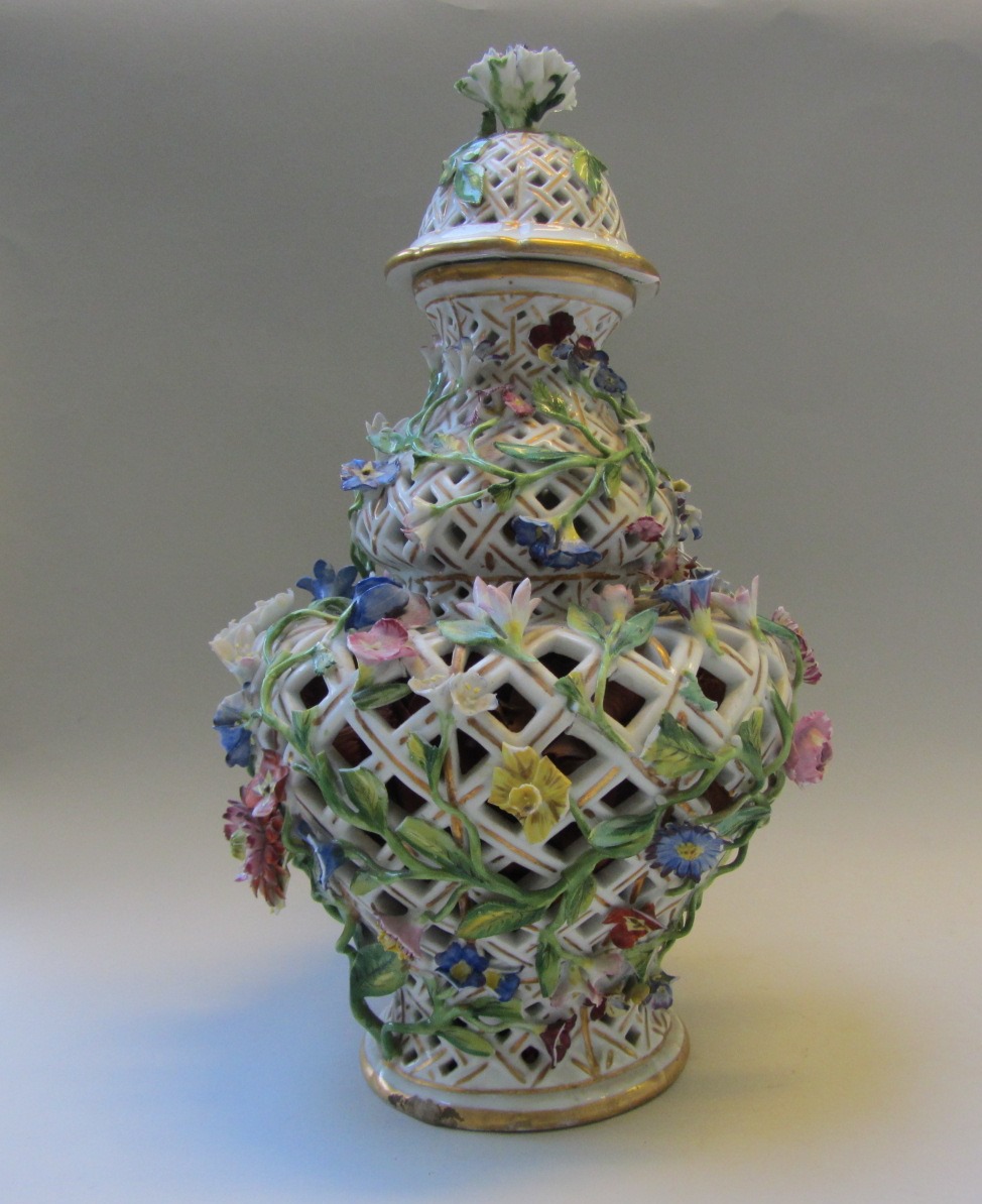 Appraisal: A Meissen pot pourri vase and cover late th century