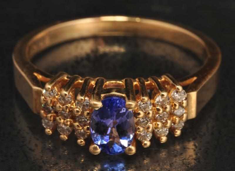 Appraisal: K Y Gold Diamond Tanzanite Ring Description Diamonds ctw Tanzanite