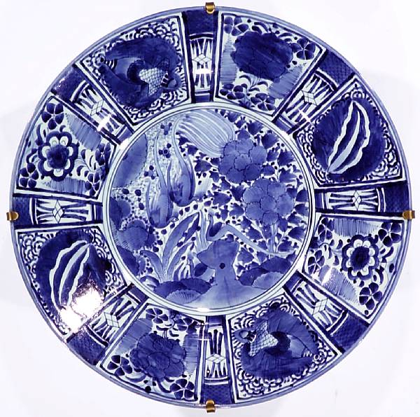 Appraisal: A massive Arita porcelain dish Late th Century Imitating Chinese