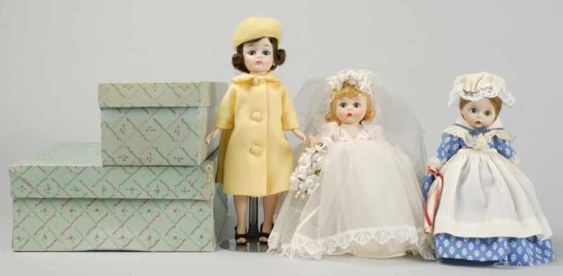 Appraisal: Lot of Madame Alexander Dolls Description Jacqueline Kennedy all original