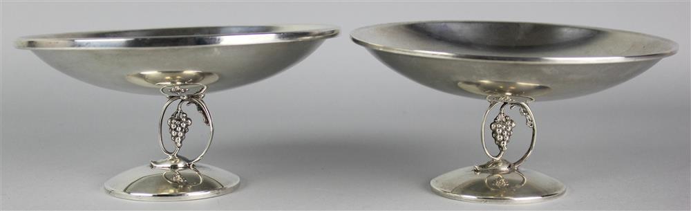 Appraisal: PAIR OF AMERICAN SILVER FOOTED COMPOTES mid th Century unidentified