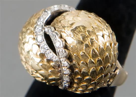 Appraisal: Gold snake skin motif bypass ring with rows of diamonds