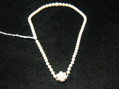 Appraisal: Single cultured pearl strand cultured pearls strung on length accompanied