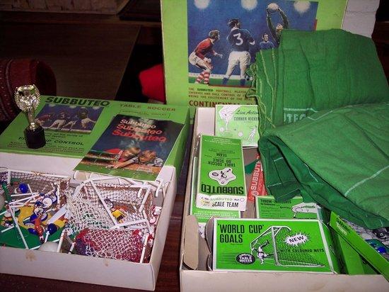 Appraisal: A boxed Subbuteo table soccer game Continental Club edition and