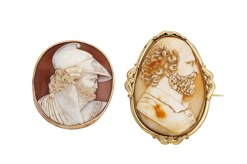 Appraisal: Two mid th century shell cameo brooches one depicting a