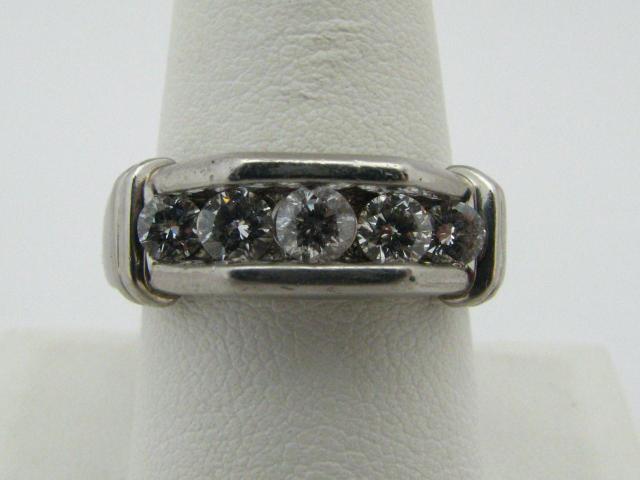 Appraisal: Platinum Men's Band with five diamond ctw dwt