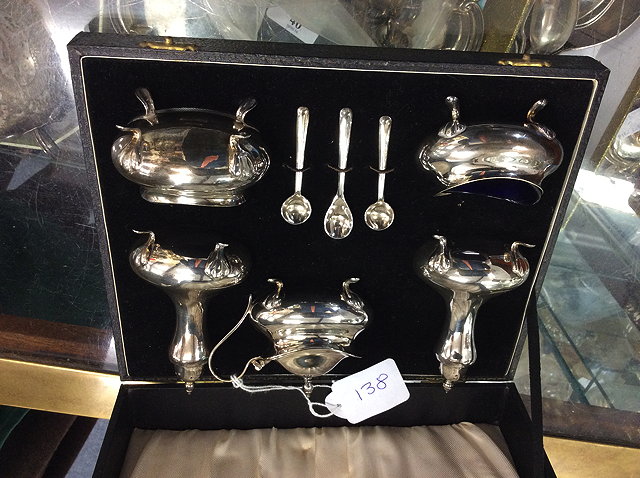 Appraisal: A QUANTITY OF SILVER AND SILVER PLATED ITEMS to include