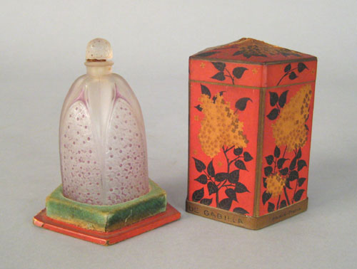 Appraisal: R Lalique perfume with original box inscribed Le Lilas De