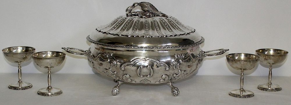 Appraisal: STERLING Large Tane Sterling Covered Tureen Large Mexican sterling Tane