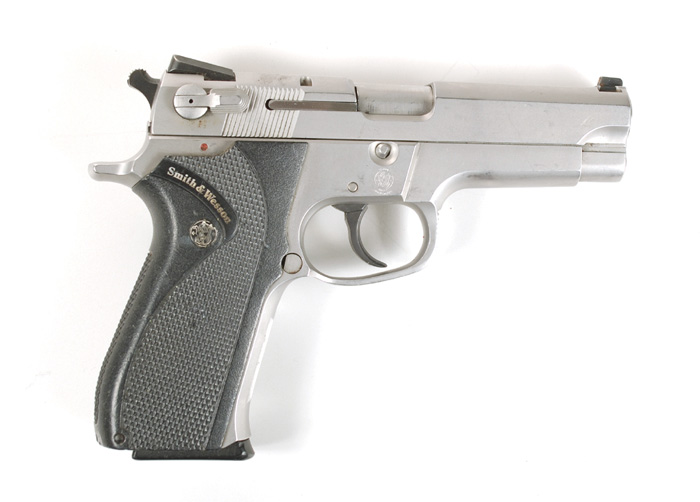 Appraisal: SMITH WESSON MODEL DOUBLE ACTION SEMI AUTOMATIC PISTOL mm parabellum