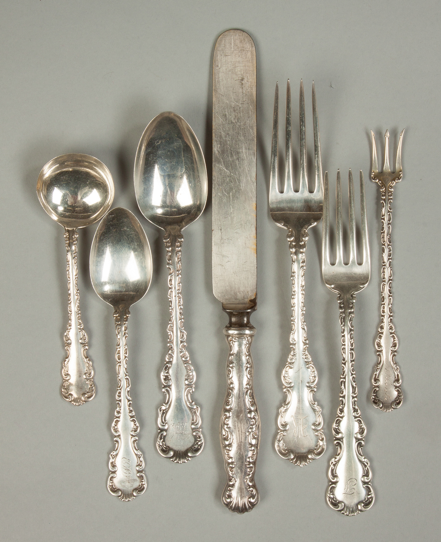 Appraisal: Whiting Sterling Silver Flatware - Louis XV Pattern Total pieces