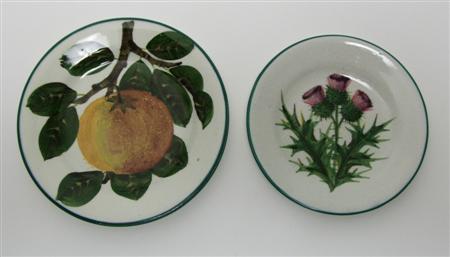 Appraisal: WEMYSS SMALL PLATE EARLY TH CENTURY possibly decorated by David