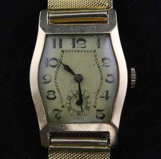 Appraisal: A gentleman's stylish 's Swiss ct gold wrist watch of