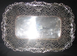 Appraisal: A WALLACE QUALITY ELECTRO PLATED NICKEL SILVER BOWL in a