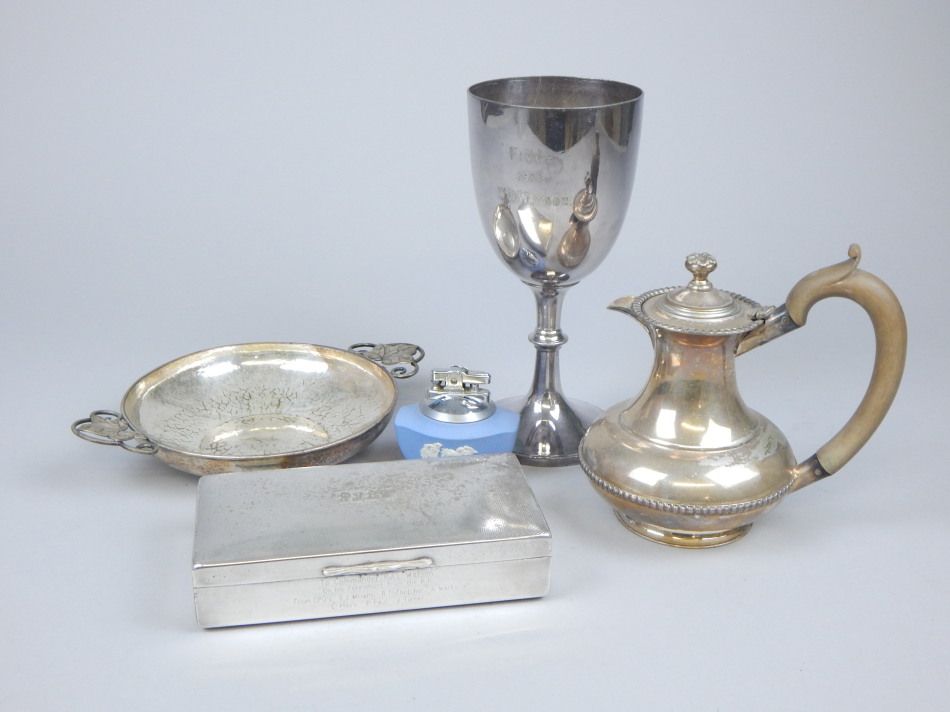 Appraisal: A collection of silver plated items etc to include a