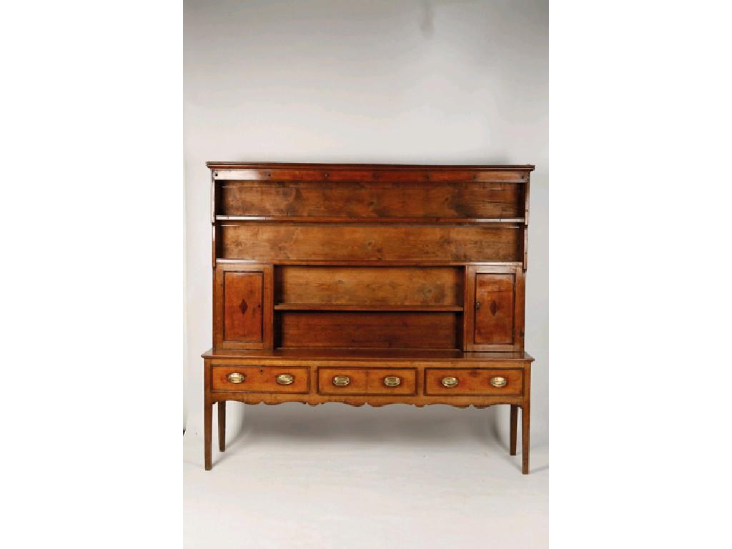 Appraisal: A GEORGE III OAK DRESSER the upper section with a