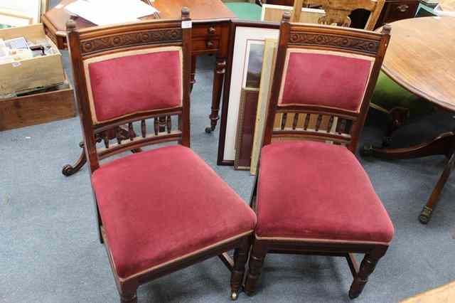 Appraisal: A SET OF FOUR EARLY TH CENTURY MAHOGANY DINING CHAIRS