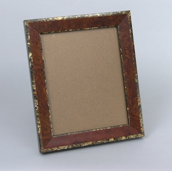 Appraisal: A Gucci Mother-of-Pearl and Wood Picture Frame The desk-top picture