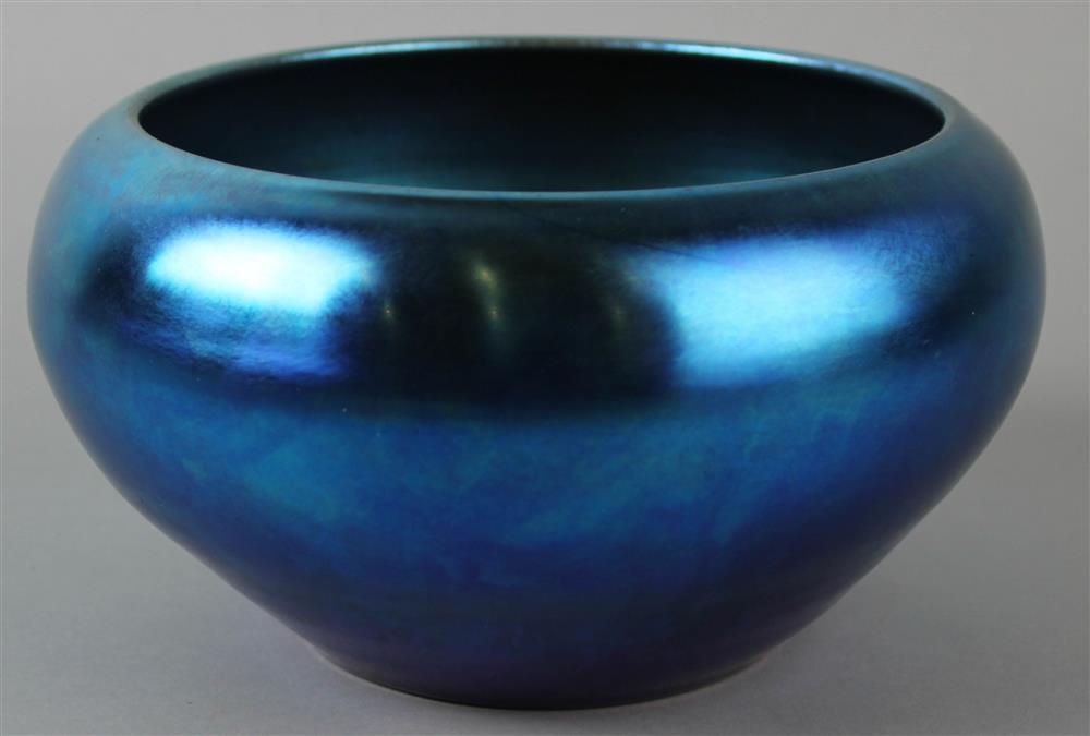 Appraisal: STEUBEN BLUE AURENE BOWL incised steuben aurene with rounded tapering