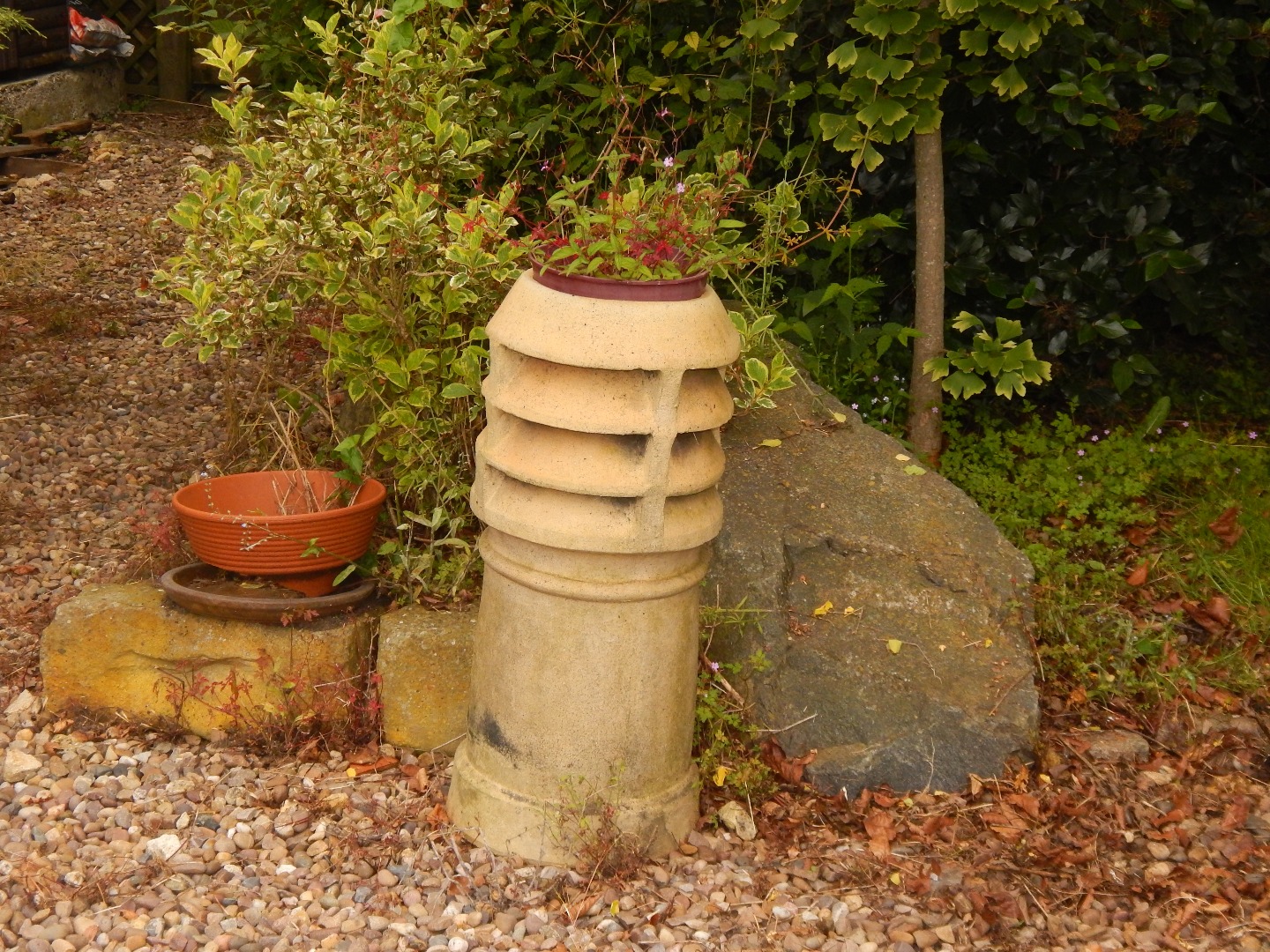 Appraisal: A chimney pot Viewing on site Tuesday th July pm