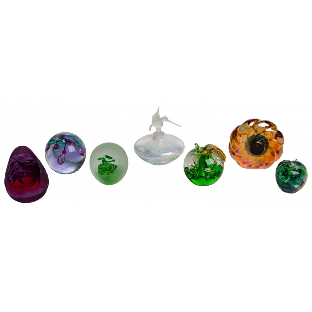 Appraisal: ART GLASS ASSORTMENTIncluding paperweights of various colors shapes and sizes