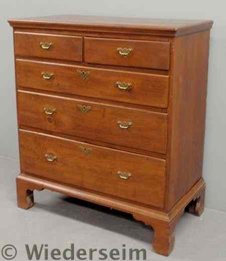 Appraisal: Chester County Chippendale walnut chest of drawers with a split