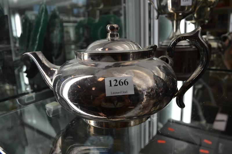 Appraisal: A ROBUR TEAPOT A F