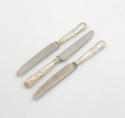 Appraisal: Twenty four modern Kings pattern sides knives with stainless steel