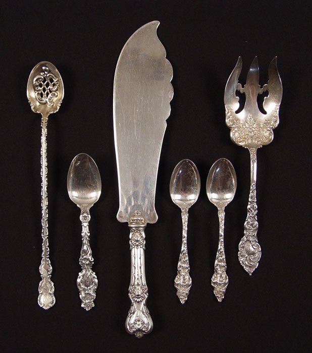 Appraisal: PIECE COLLECTION ORNATE STERLING FLATWARE To include Reed Barton spoons