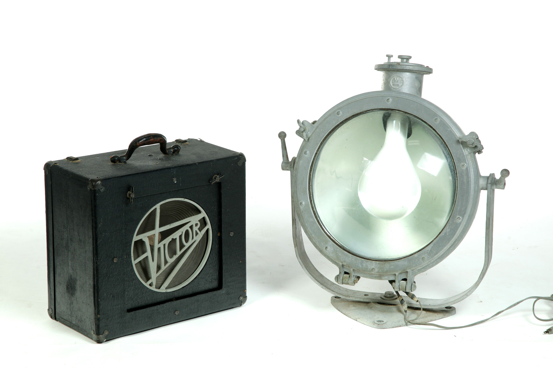 Appraisal: VINTAGE SPEAKER AND FLOODLIGHT s- s A Victor speaker h