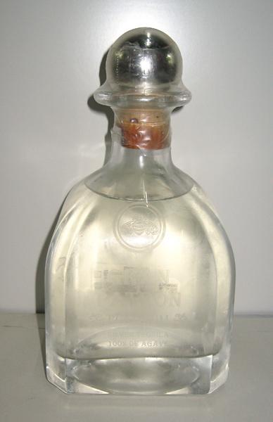 Appraisal: A BOTTLE OF GRAN PATRON PLATINUM SILVER TEQUILLA DE AGAVE