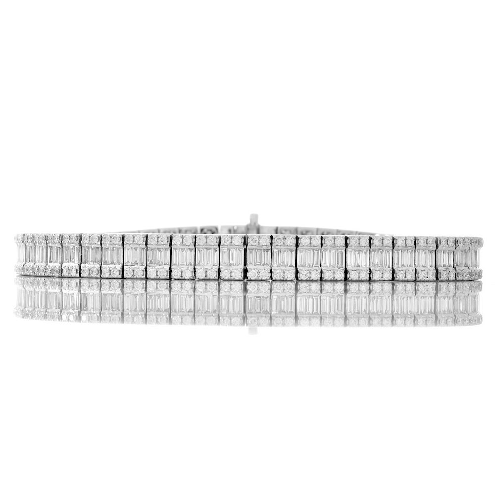 Appraisal: Diamond and K Gold Bracelet Approx Carat Baguette and Round